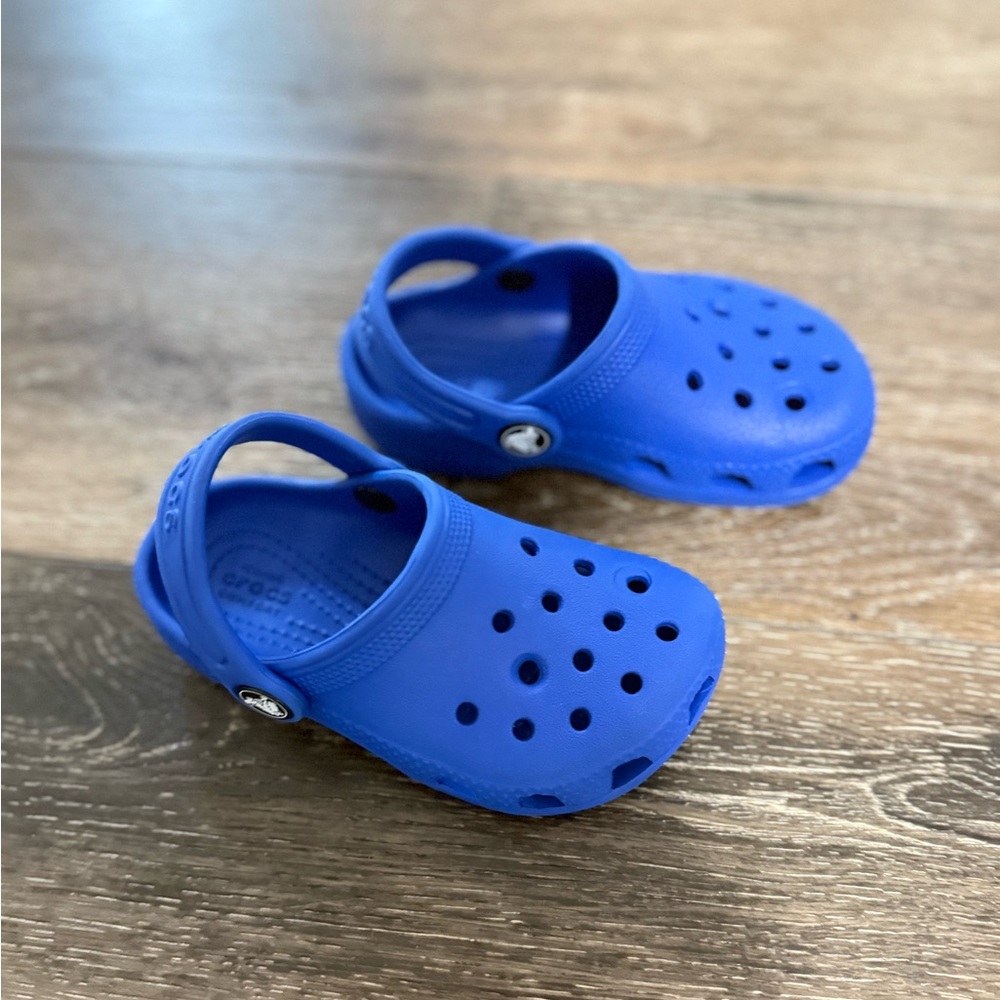 CROCS Blue Water Shoes with Ventilated Design
